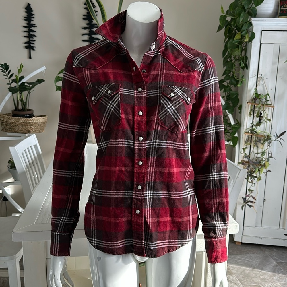 Crew girl Ladies western pearl snap button down shirt plaid red/brown XS EUC 🕰️